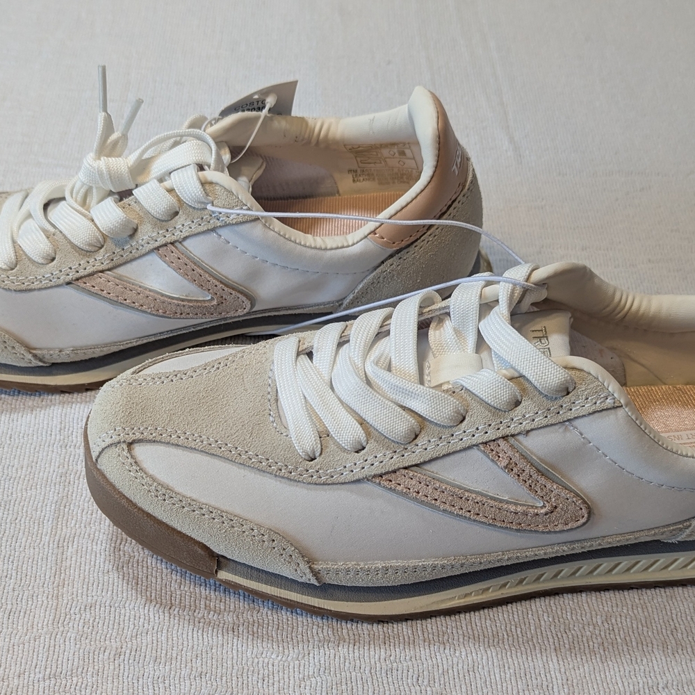 Tretorn White and Tan Athletic Shoes - Picture 4 of 7